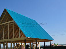 Крыша из профнастила С21 с покрытием цвета 
бирюзовой волны — RAL 5021