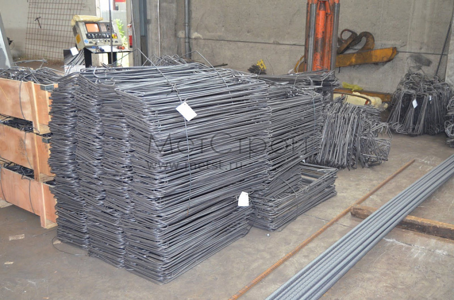 Изготовление металлоизделий на заказ — производство закладных деталей с полимерным покрытием цвета RAL 7004 сигнальный серый (3)