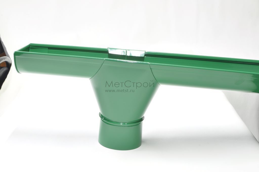 Канадка водосточной системы с полимерным 
покрытием цвета RAL 6029 (зеленая мята)