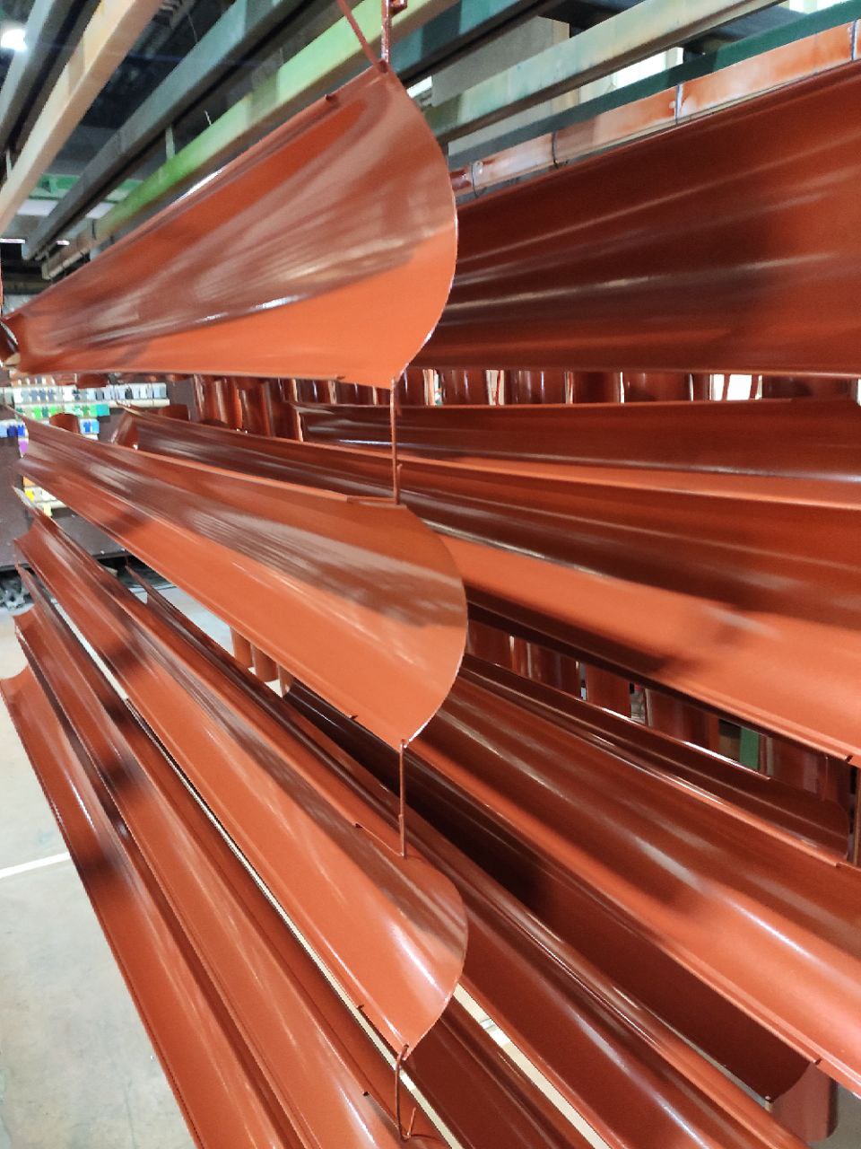 Желоб водосточный диаметром 125 мм толщиной металла 0.5 мм, длиной 2000 мм, RAL 2013