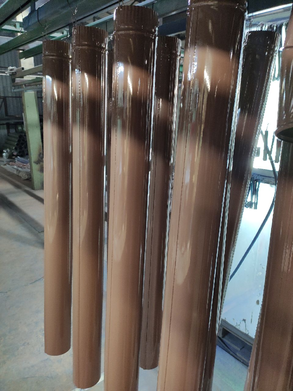 Трубы водосточные диаметром 110 мм, длиной 
1250 мм, толщиной металла 0.5 мм, RAL 8025