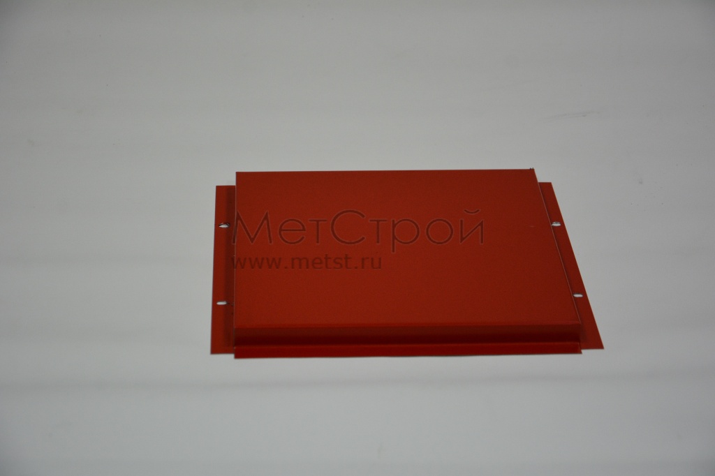 Оцинкованная металлокассета МС1 с открытым 
типом стыка для навесной вентилируемой 
фасадной системы цвета RAL 3020 насыщенный 
красный
