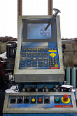 Панель управления координатно-пробивного пресса Euromac CX 100030 для изготовления деталей на заказ — для обработки металла (низкоуглеродистая, нержавеющая сталь, алюминий, медь и др.), пластика, композитных материалов
