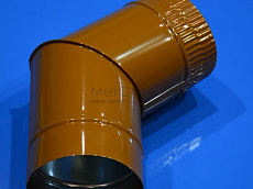 Колено водосточной системы из оцинкованной 
стали с полимерным покрытием цвета RAL 8002 (сигнальный коричневый)