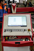 Панель управления высокоточного лазерного станка Golden Laser-XJG-150300DT с рабочей зоной 1500×3000 мм