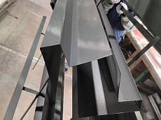 Ветровая планка толщиной металла 0.7 мм, 
длиной 1250 мм, RAL 7046