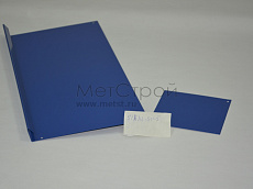 Доборный элемент из оцинкованной стали 
с полимерным покрытием цвета RAL 5005 насыщенный 
синий (сигнальный синий) (2)