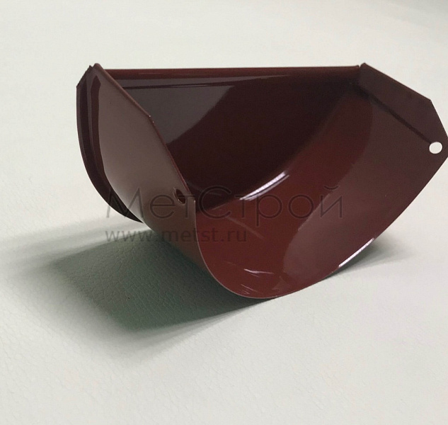 Заглушка для водосточного желоба с полимерным покрытием красного цвета RAL 3009 оттенок «Оксид красный», диаметр - 125 мм, толщина - 0,5 мм, длина - 350 мм